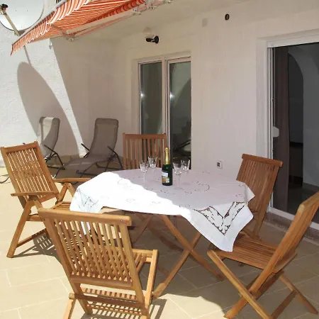 Luka - Nov103 By Interhome Apartment